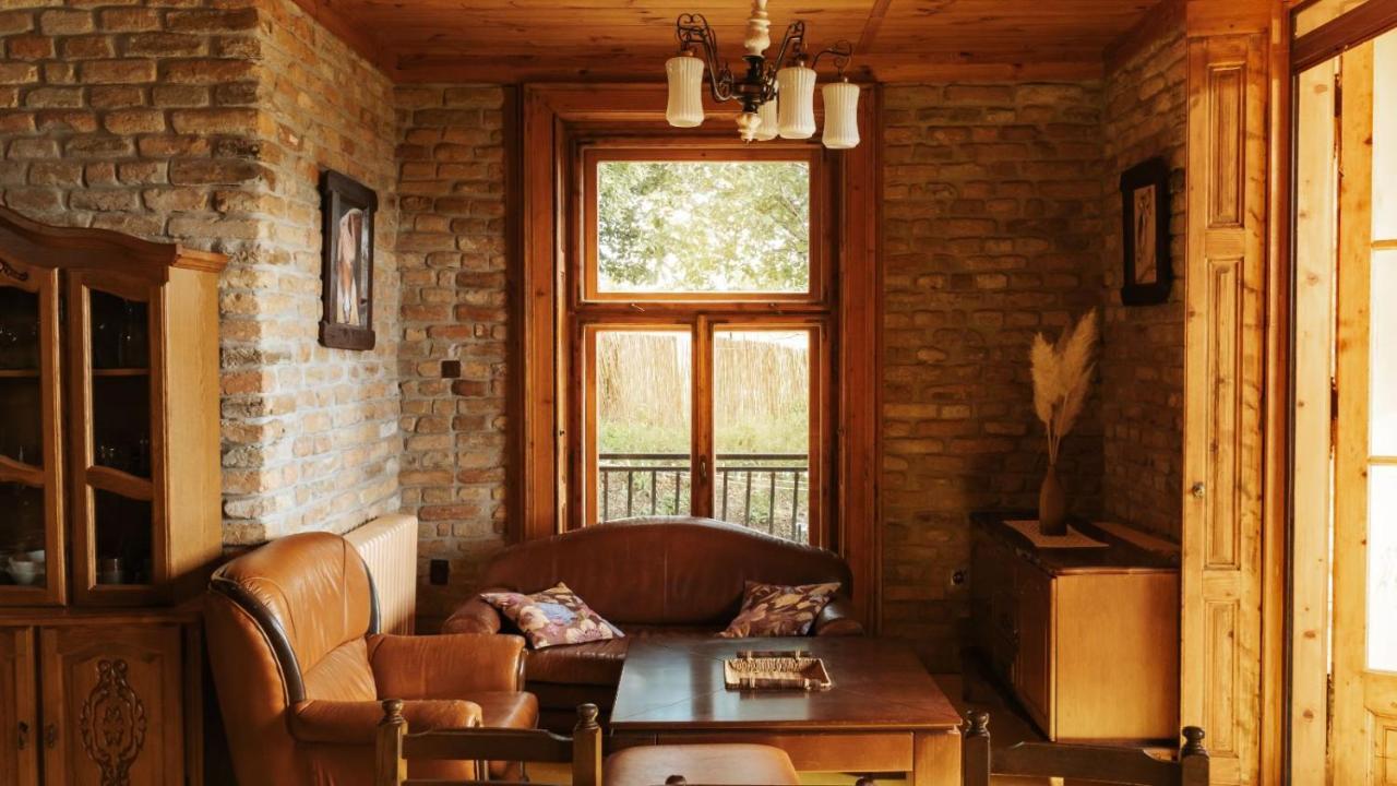 Lodging Vidmar Sremski Karlovci Ngoại thất bức ảnh