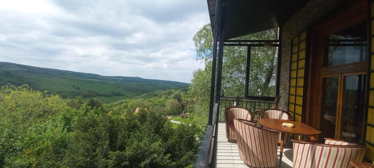 Lodging Vidmar Sremski Karlovci Ngoại thất bức ảnh