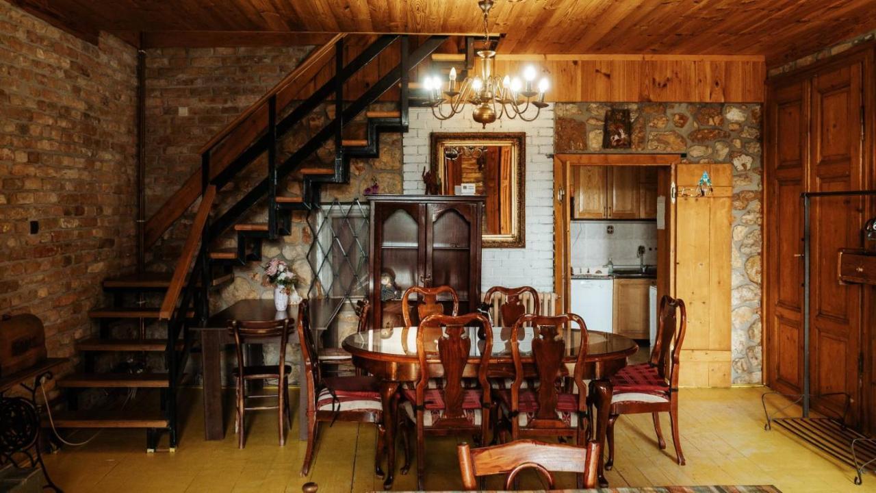 Lodging Vidmar Sremski Karlovci Ngoại thất bức ảnh
